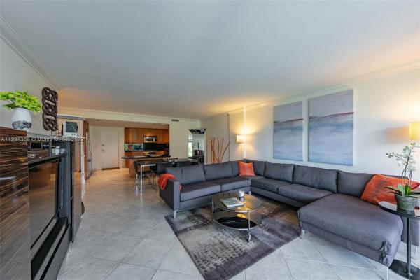 Commodore Club South, 199 Ocean Lane Dr #413, Key Biscayne, Florida 33149, image 1