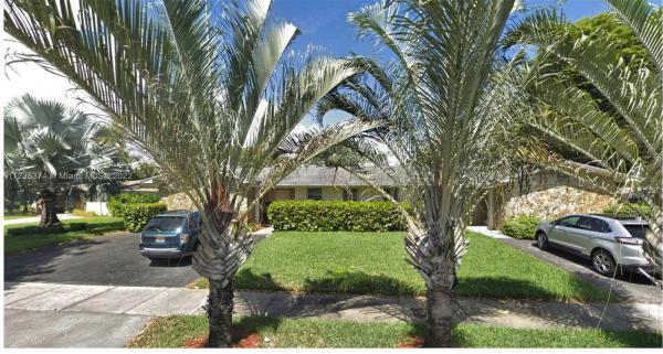 Palmetto Duplexes, Pinecrest, Florida 33156, image 1
