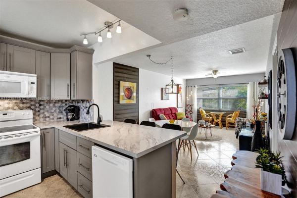Bamboo Gardens, 3531 NW 50th Ave #613, Lauderdale Lakes, Florida 33319, image 1