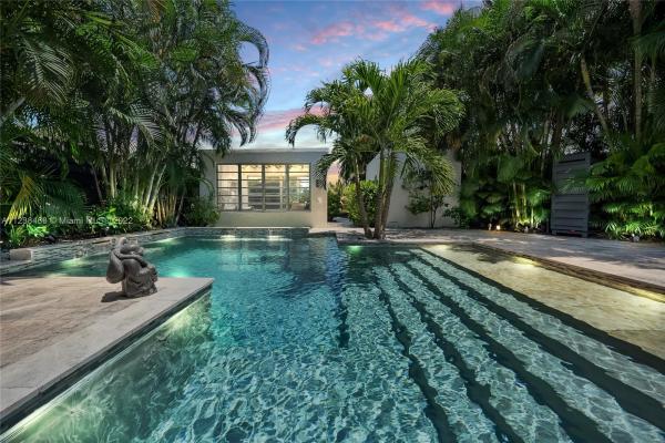 Middle River Estates, 1461 NE 28th Pl, Wilton Manors, Florida 33334, image 1