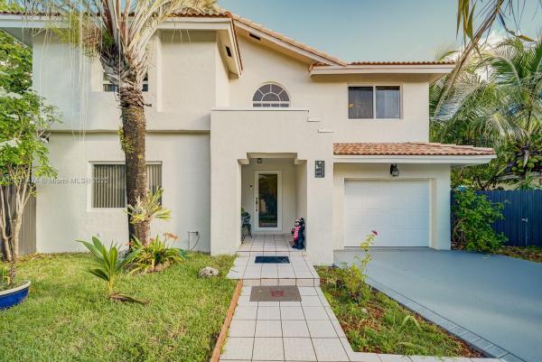 Ensenada, 11252 SW 159th Pl, The Hammocks, Florida 33196, image 1