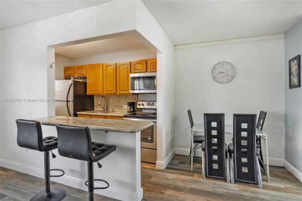 Bayshore Yacht & Tennis Club, 7904 West Dr #102, North Bay Village, Florida 33141, image 2