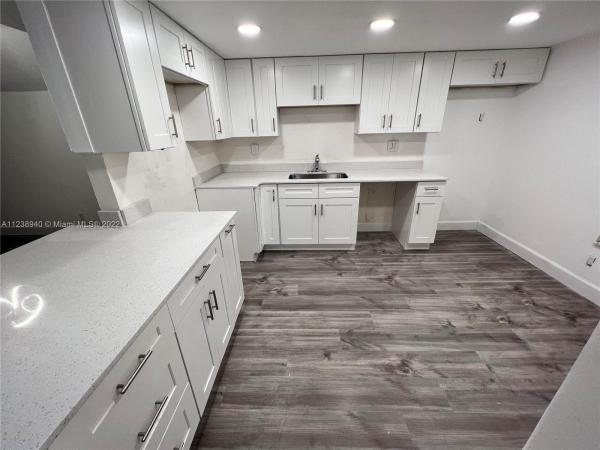 Nova Townhouses, 6781 SW 40th St #67, Davie, Florida 33314, image 1