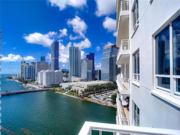 Courts Brickell Key, 801 Brickell Key Blvd #1805, Miami, Florida 33131, image 1