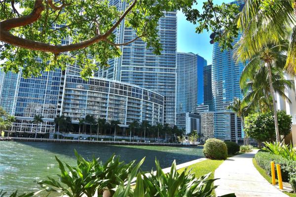 Courts Brickell Key, 801 Brickell Key Blvd #1803, Miami, Florida 33131, image 1