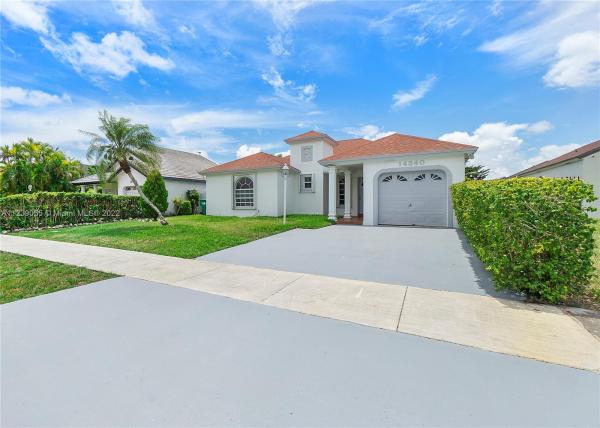 American Homes, 14340 SW 156th Ter, Richmond West, Florida 33177, image 2