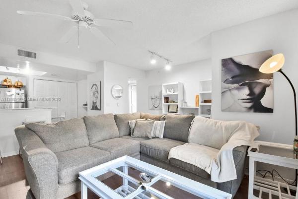 The Grand Isles, 4195 N Haverhill Rd #314, West Palm Beach, Florida 33417, image 2