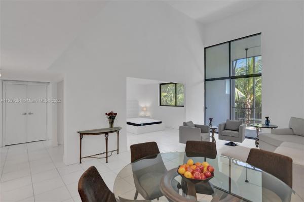 Coronado Tower 3, 20363 W Country Club Dr #TH-23, Aventura, Florida 33180, image 2