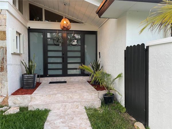 Cape Cutler Estates, 7701 SW 181st Ter, Palmetto Bay, Florida 33157, image 1