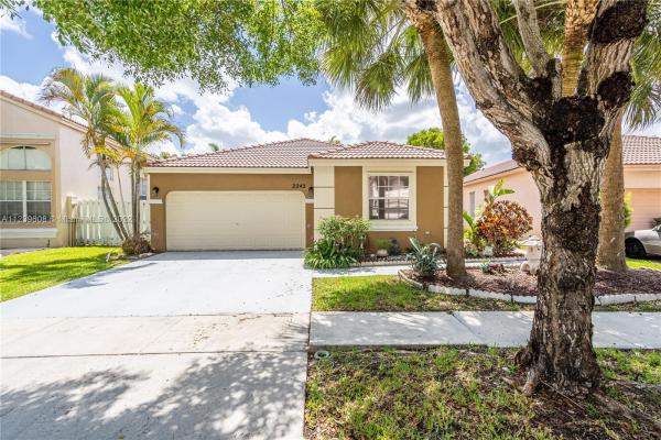 Cedar Way, 2242 NW 158th Ln, Pembroke Pines, Florida 33028, image 1