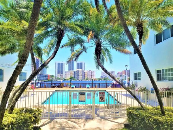 Woodlake, 462 Golden Isles Dr #203, Hallandale Beach, Florida 33009, image 1