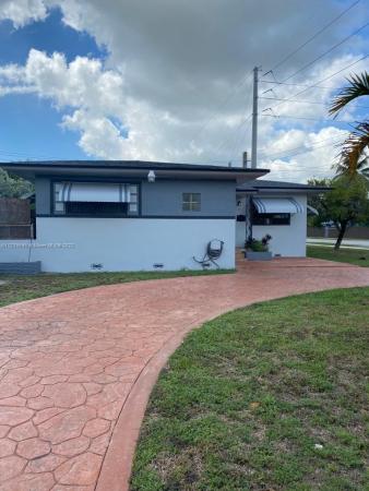 Fulford By The Sea, 1300 NE 161st St, North Miami Beach, Florida 33162, image 2