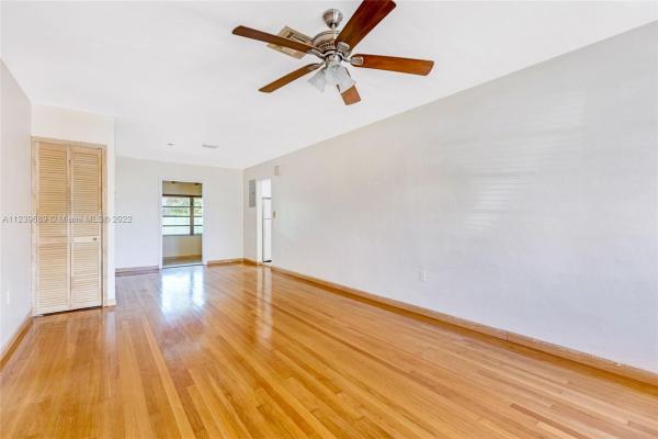 Country Club Estates, 260 Laurel Way, Miami Springs, Florida 33166, image 2