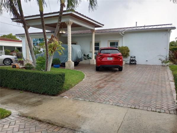 Westchester Residential, 1642 SW 84th Ct, Westchester, Florida 33155, image 1