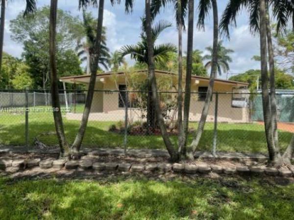 Flagami, 520 SW 81st Ave, Fountainebleau, Florida 33144, image 1