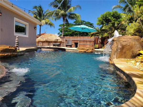 Twenty Bel Aire, 8910 SW 182nd Ter, Palmetto Bay, Florida 33157, image 1