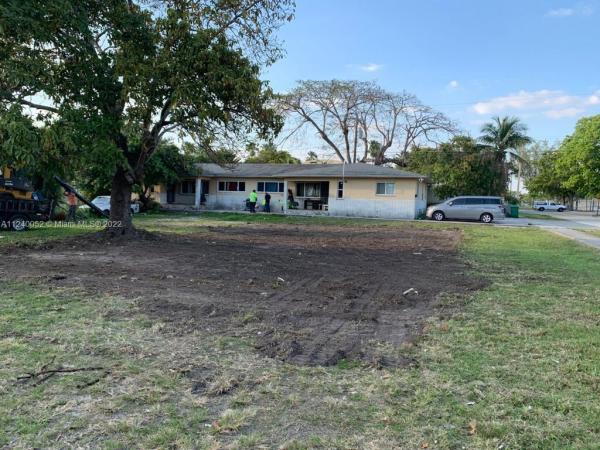 North Miami Estates, 1401 NW 45th St, Miami, Florida 33142, image 2