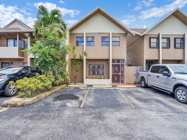 West View Lake Townhomes, 5328 W 26th Ave #112, Hialeah, Florida 33016, image 1