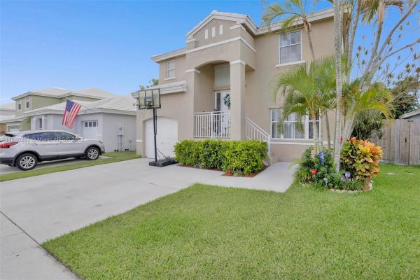 Fay’s Cove At Coral Bay, 3356 Yellowfin Ln, Margate, Florida 33063, image 1