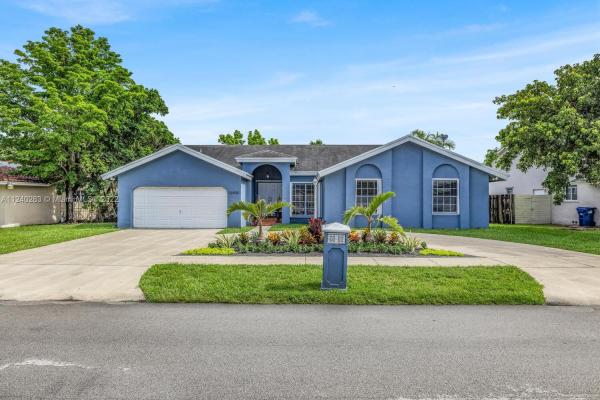 Shores Lindgren, 13051 SW 119th St, The Crossings, Florida 33186, image 1