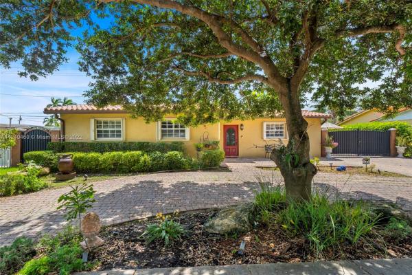 Palm Springs North Residential, 17430 NW 82nd Ave, Palm Springs North, Florida 33015, image 2