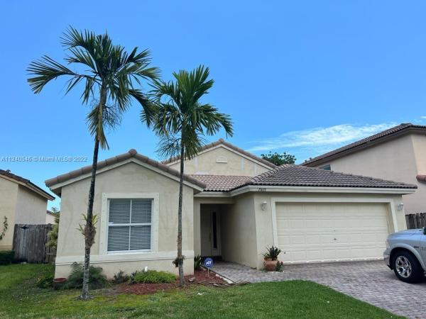 Spicewood, 23633 SW 108th Ct, Princeton, Florida 33032, image 1