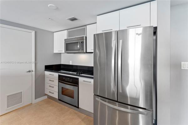 Metropolis At Dadeland, 9066 SW 73rd Ct #2106, Kendall, Florida 33156, image 2