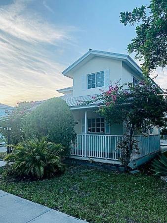 The Villas Of St Agnes, 375 NW 19th Ln #25, Miami, Florida 33136, image 1