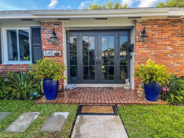 Steesdale, 545 NW 21 St #, Homestead, Florida 33030, image 1