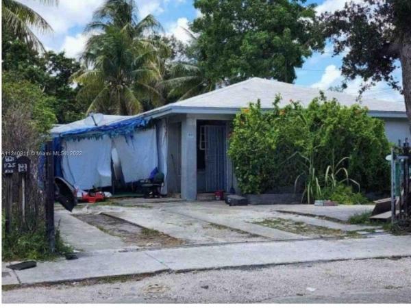 West Biscayne, 821 NW 102nd St, Pinewood, Florida 33150, image 2