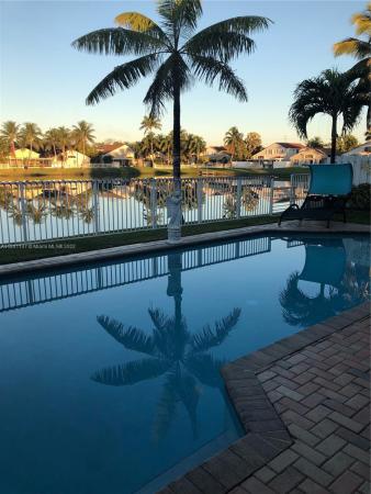 Banyan Oakridge, 4943 SW 33rd Way, Hollywood, Florida 33312, image 2