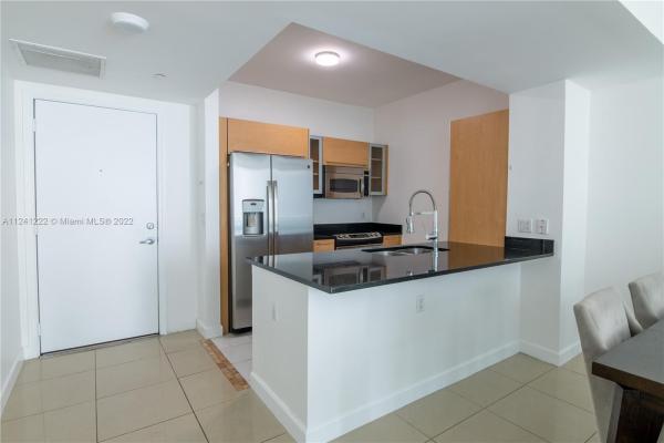 The Plaza On Brickell East, 950 Brickell Bay Dr #803, Miami, Florida 33131, image 2