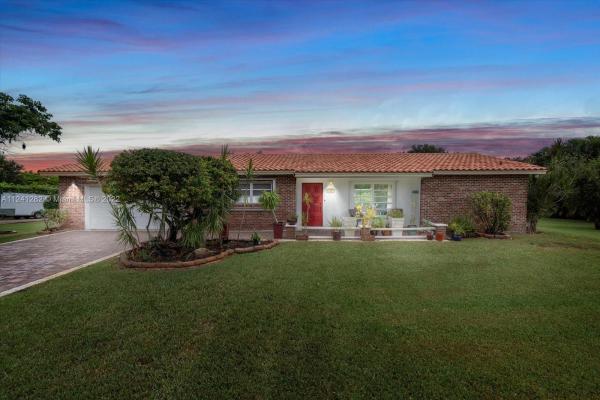 Little Lake Estates, 12411 SW 12th St, Davie, Florida 33325, image 1