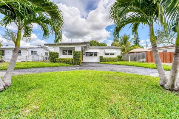 Driftwood Acres, 6821 Coolidge St, Hollywood, Florida 33024, image 1