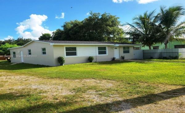 McClure Manors, 1360 NW 9th St, Homestead, Florida 33030, image 1