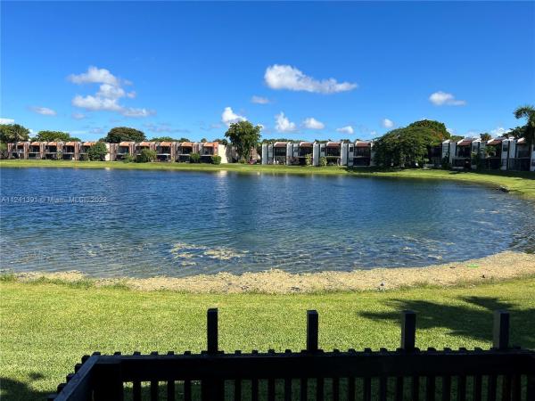 West Lake Village, 551 NW 107th Ave #104, Fountainebleau, Florida 33172, image 1