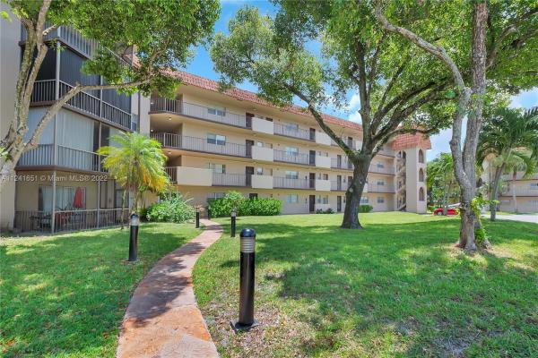 The Falls Of Inverrary, 6200 S Falls Circle Dr #201, Fort Lauderdale, Florida 33319, image 1