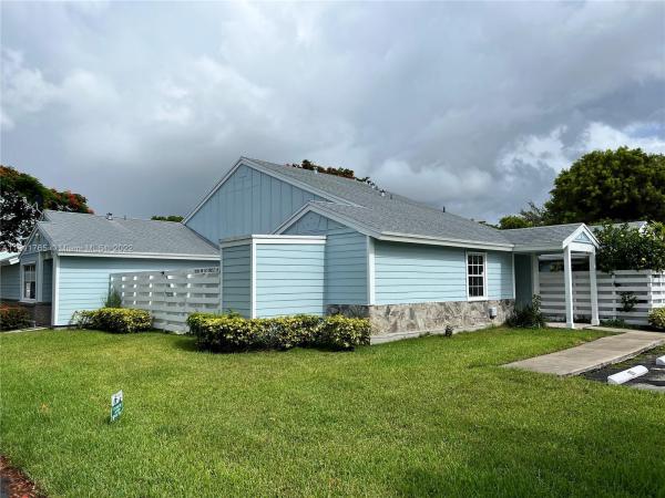 Village Homes At Country Walk, 13784 SW 147 Circle Ln #110, Country Walk, Florida 33186, image 1