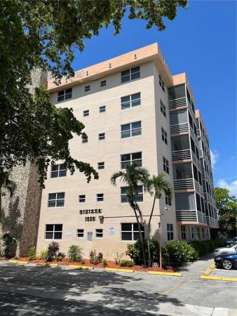 Dixiana, 1830 Dixieanna St #204, Hollywood, Florida 33020, image 1