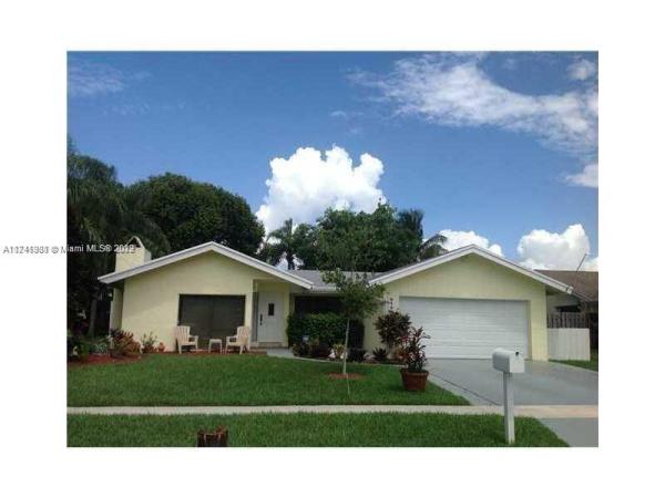 Lakewood East, 640 NW 49th Ave, Coconut Creek, Florida 33063, image 1