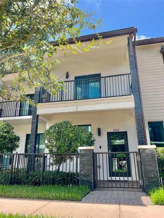 4912 NW 83rd Path #4912, Doral, Florida 33166, image 2