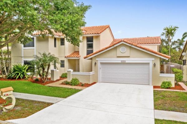 Fox Run At Jacaranda, 10701 NW 18th Dr, Plantation, Florida 33322, image 1