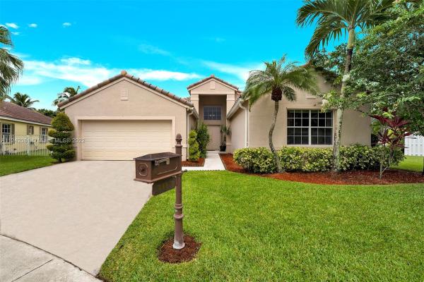 Cameron Lake, 307 Lake Crest Ct, Weston, Florida 33326, image 1