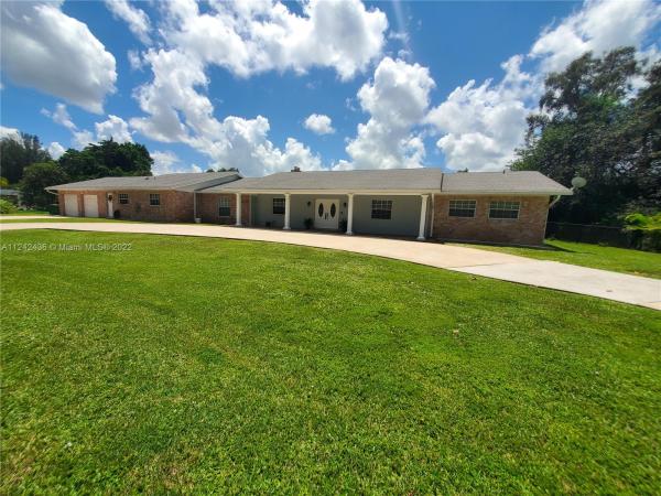 Plantation Acres, 11300 SW 1st St, Plantation, Florida 33325, image 2