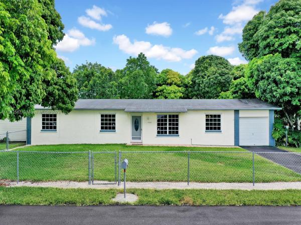 29111 SW 165th Ave, Unincorporated Dade County, Florida 33033, image 2