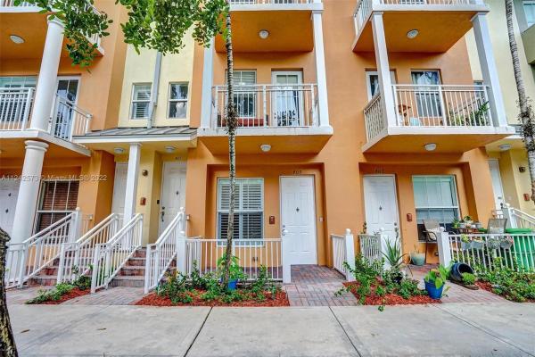 The Village At Sailboat Bend, 409 SW 13th Ter, Fort Lauderdale, Florida 33312, image 2