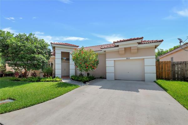 Monterey Lakes, 9211 SW 215th Ter, Cutler Bay, Florida 33189, image 2