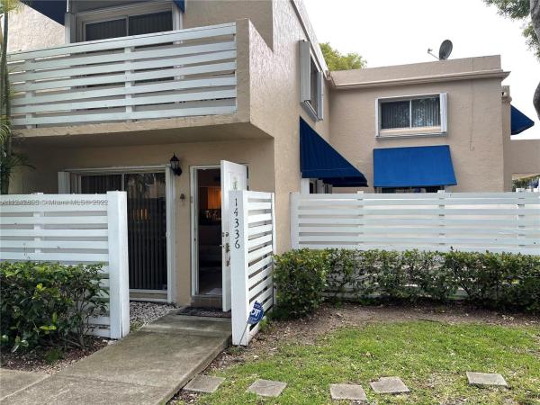 Arbor Courts, 14336 SW 97th Ln #14336, The Hammocks, Florida 33186, image 1