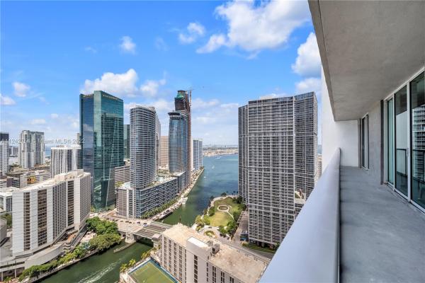 500 Brickell West, 55 SE 6th St #3903, Miami, Florida 33131, image 2