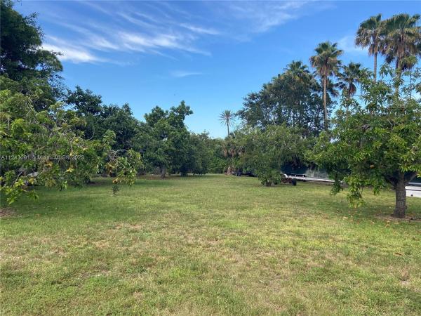 Gables Acre Estates, 7145 SW 77th Pl, Glenvar Heights, Florida 33143, image 1